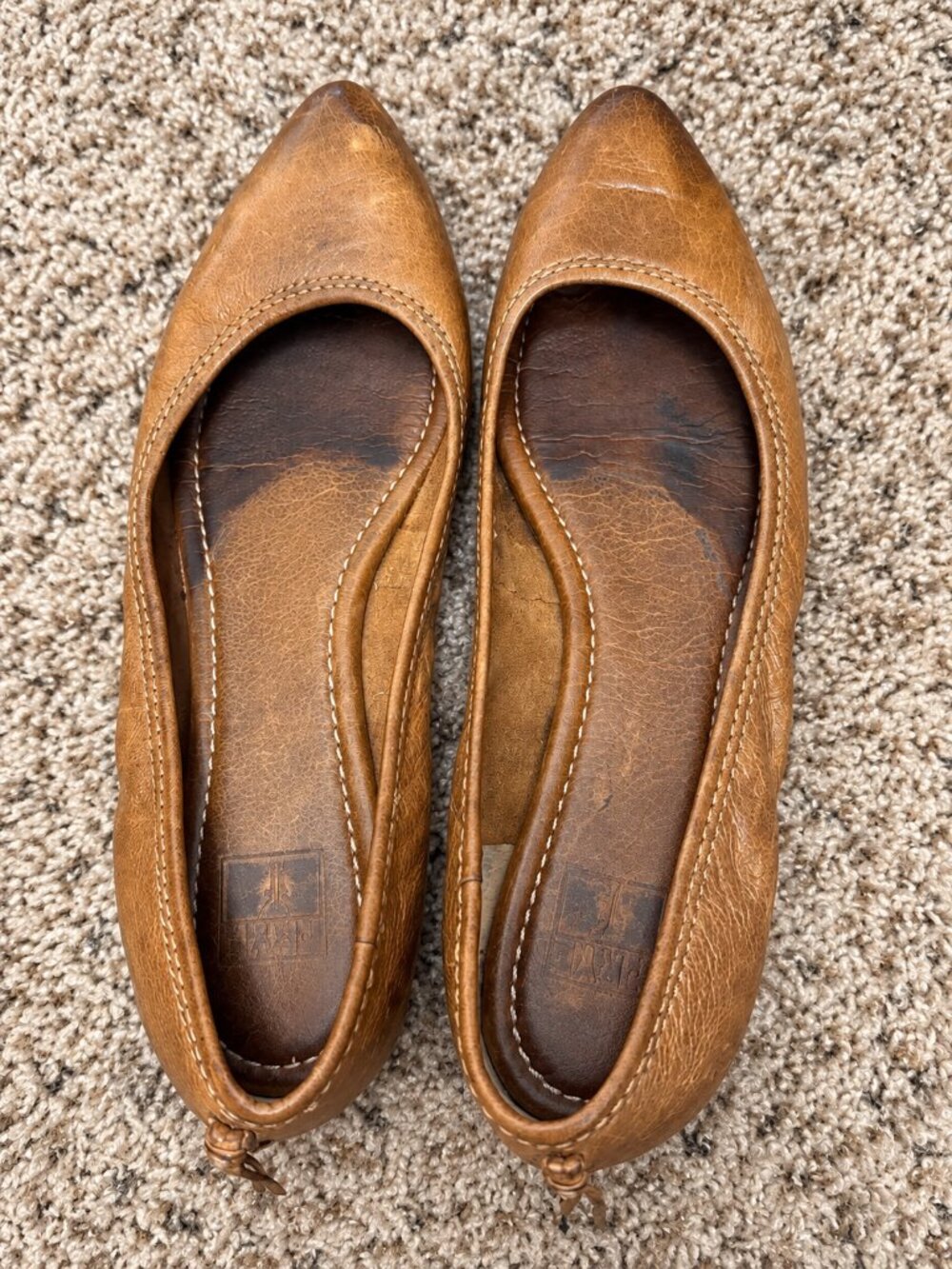 Frye Brown Leather Loafers / Flats – Vintage Distressed Leather – Women’s 7.5